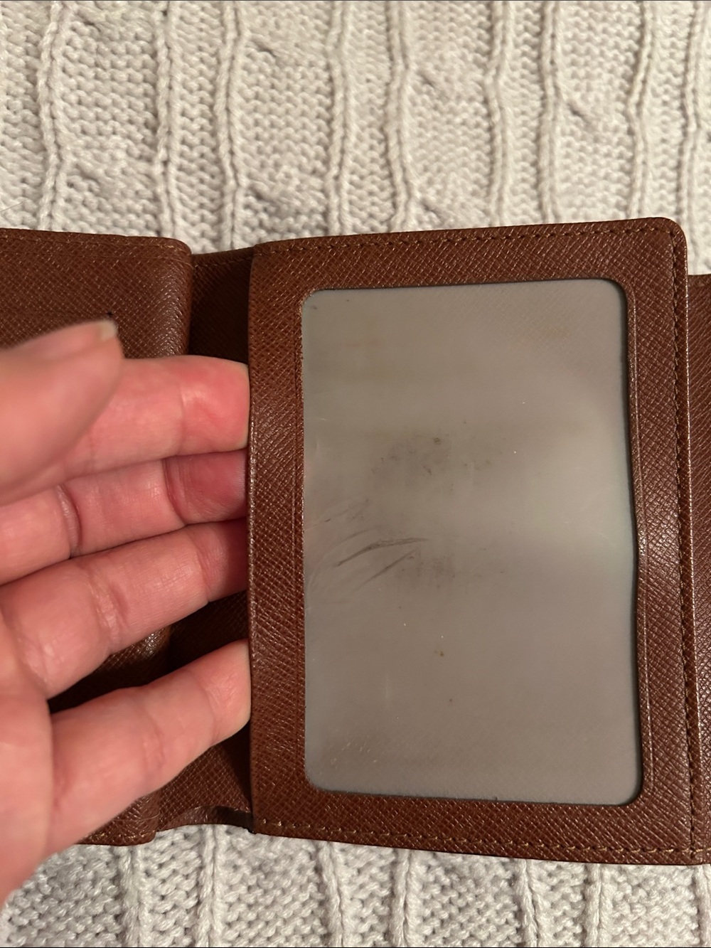 Louis Vuitton Compact Wallet - Picture 9 of 13
